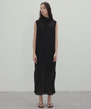 【洗える・吸水速乾・防シワ・eclat 7・8月号掲載】LIATRIS / オフタートルノースリーブワンピース