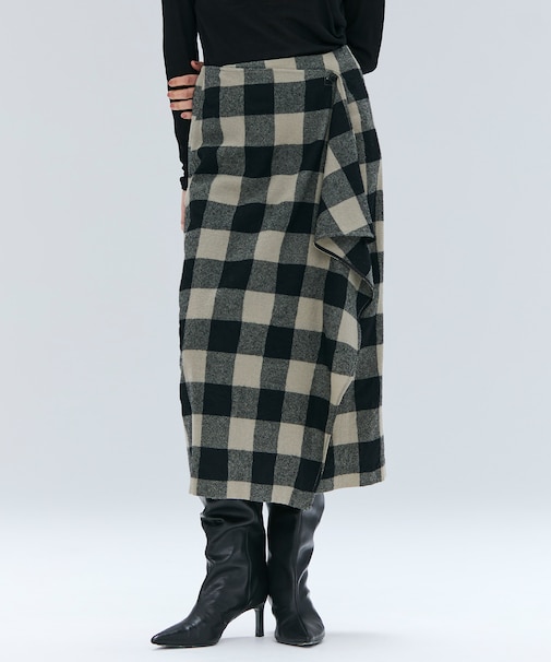 HOBBS / フェイクレザーポケットウールチェックラップスカート