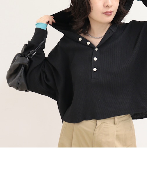 《WEB限定》【DISCUS /ディスカス】ワッフルヘンリーネックフーディ