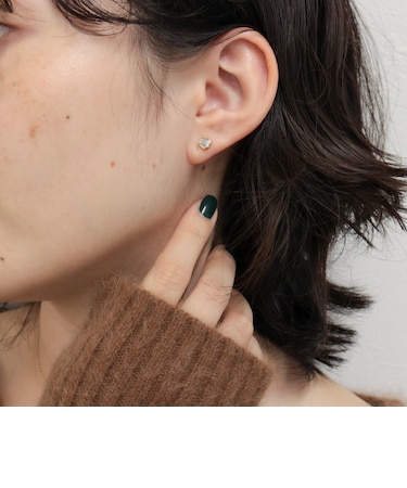 プチビジューピアス