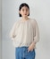 ベージュ