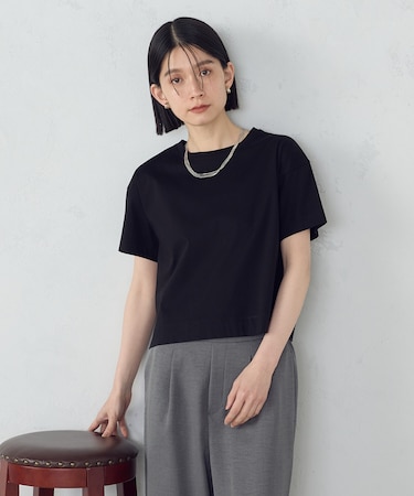 ボックスシルエット　クロップド丈Ｔシャツ