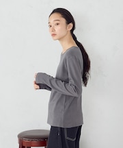 吸湿発熱 クルーネックTシャツ