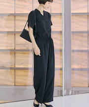 【一部店舗 / WEB限定】Vネックレーヨンコンビネゾン / オールインワン /