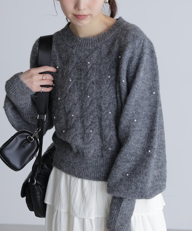 パール付きケーブルショート丈ニット