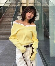 フリルドッキングVネックニット〈MFM〉