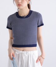 ショート丈クルーネックリブニット
