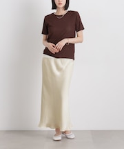 シアーサテンマキシスカート