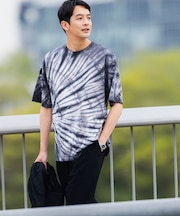 ブラックタイダイTシャツ