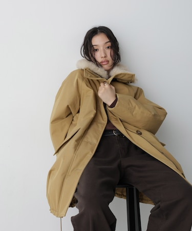 「STEVELOUR」「西川ダウン(R)」ファー付きコート