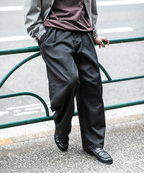 WEB限定／TCツイルワイドタックカーブパンツ