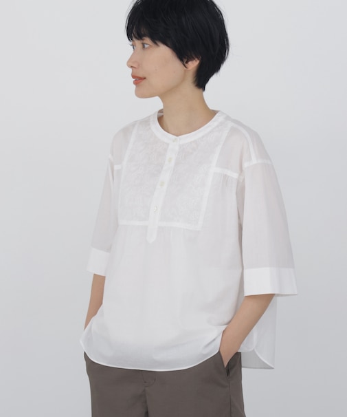 ◆《洗える ／ Good Price》 エンブロイダリードッキングブラウス