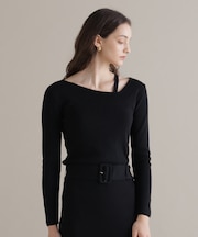 アシンメトリーネックセットアップニット