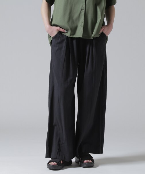 BOX PLEATS RELAX PANTS/ボックスプリーツ リラックスパンツ