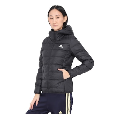 アディダス（adidas）エッセンシャルズ ライトダウン フード付きジャケット DKG24-HZ5724