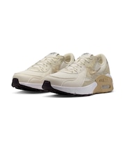 ナイキ(NIKE)スニーカー スポーツシューズ エア マックス エクシー SE ベージュ IR1380-001