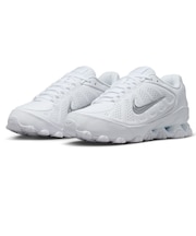 ナイキ(NIKE)スニーカー スポーツシューズ REAX 8 NSW SL ホワイト IR1458-102