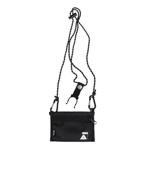 ポーラー（POLER）STUFFABLE DRINK ポーチ PL241MCV0441-BLK