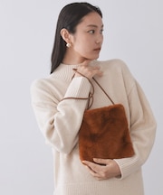 【11色展開】フェイクファースクエアミニポシェット
