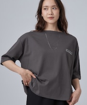 【洗濯機可/体型カバー】首元すっきり ゆるバックギャザーTシャツ