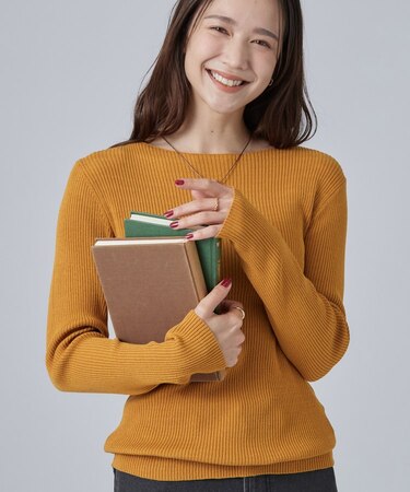 【毛玉になりにくい/S-LL/洗濯機可】ボートネックで首元美しく やわらかリブニット