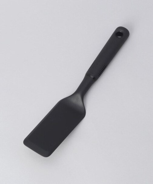 ナイロンカット&サーブターナー <OXO オクソー>
