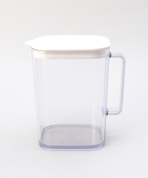 棚に収まる冷水筒 1.2L WH