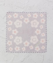 ◆MARY QUANT タオルハンカチ ロゴ刺繍