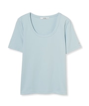 UネックTシャツ
