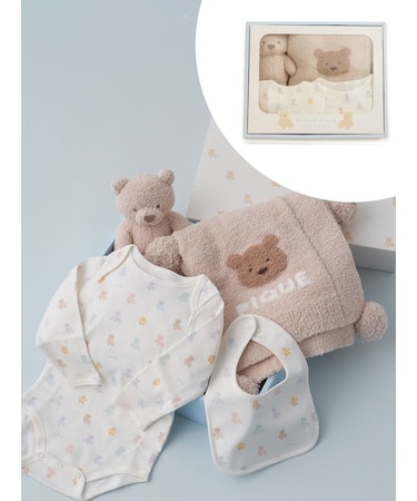 【ラッピング済み】【BABY】ベアブランケット&ぬいぐるみ&ボディースーツ&スタイ4点セット ギフトBOX