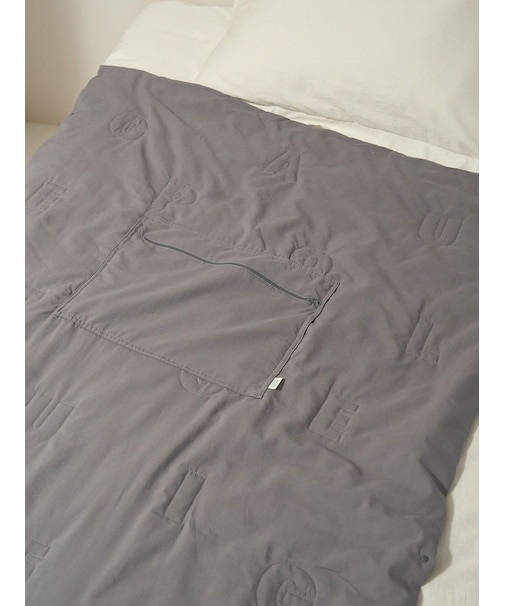 【トラベルグッズ】【Sleep】ポケッタブル中綿ブランケット