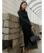 レーストリムバリエスカート