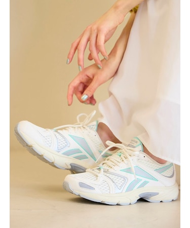 【Reebok for emmi】P ROAD PLUS VI