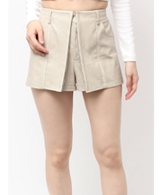 フェイクレザーレイヤーショートパンツ