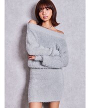 オフショルデザインラメシャギーニットワンピース