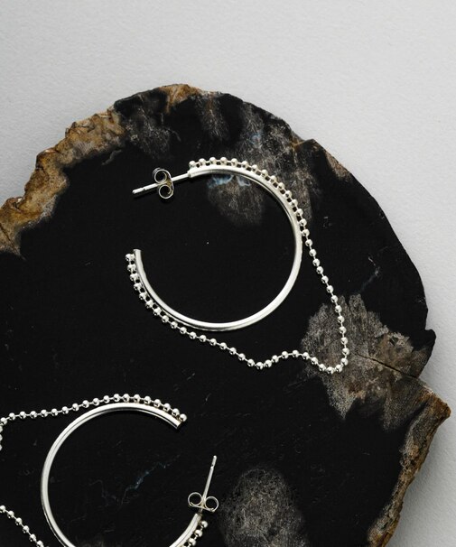 SMELLY so’ combination hoop pierce