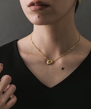 SMELLY so’ flat mantel necklace