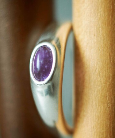 SMELLY so’　stone line ring