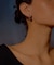 SMELLY so’　curve pierce