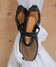 ブラック