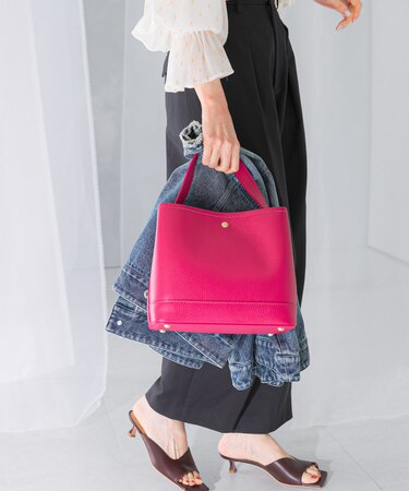 AULENTTI スクエアBAG