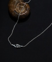SMELLY so’ hook chain necklace