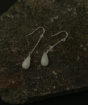 SMELLY so’ newjade chain hook pierce