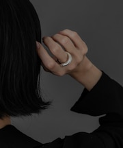 SMELLY so’ nuance plump ring