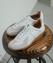 GERMAN TRAINER GERMAN TRAINER