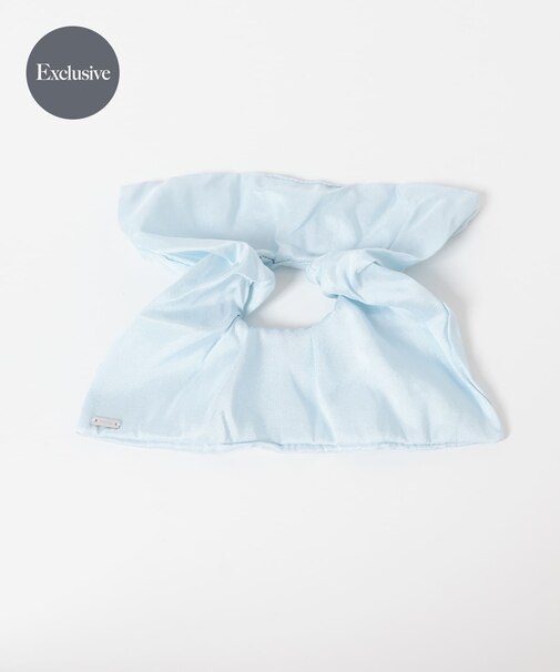 heyep Silk Square Medium Scrunchie