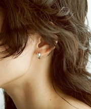 SMELLY so’　tiny earring