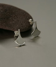 SMELLY so fan shape pierce