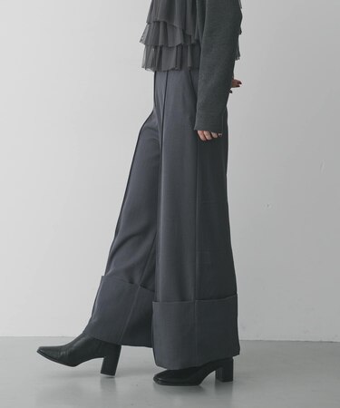 ワイドターンバックパンツ