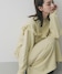 ベージュ
